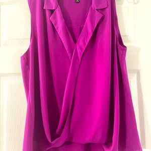 Beautiful deep pink/plum short sleeve blouse